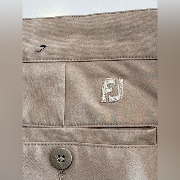 Footjoy FJ Mens Size 34X30 Beige Golf Performance Stretch Pants Athletic Chino - Picture 6 of 11